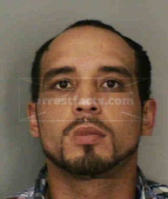 Donmiguel M Shanks