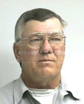 Oscar D Foster