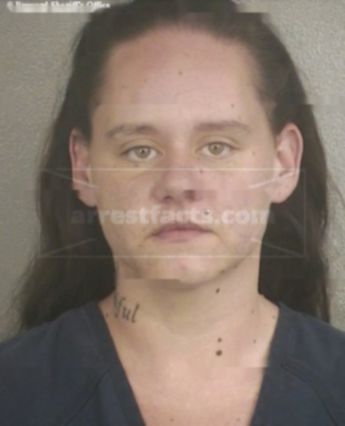 Lindsay Lee Caparrelli