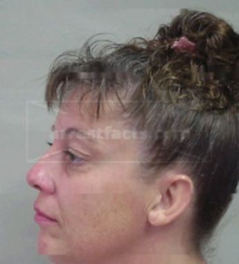 Laura L Walters