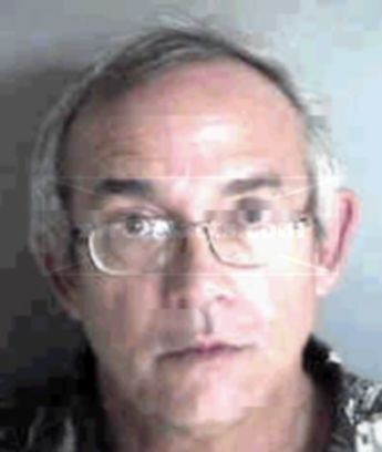 Robert E Manna