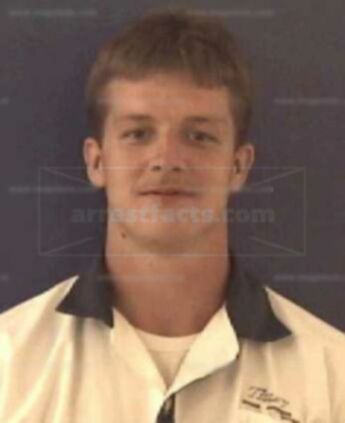 Hershell L Tilley