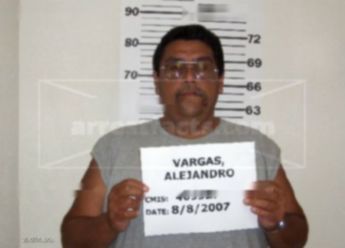 Alejandro L Vargas
