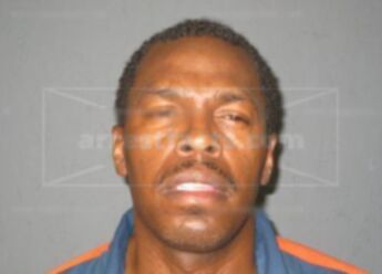 Robert Earl Davis