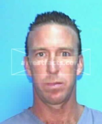 Matthew L Mccoy