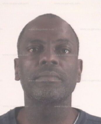 Lester Darnell Abron