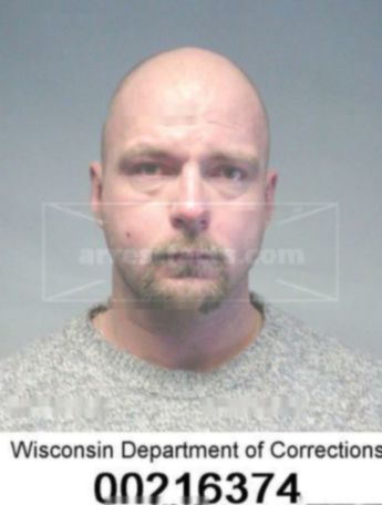 Jerry J Leggett