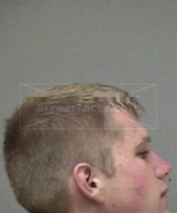 Kyle L Shelton