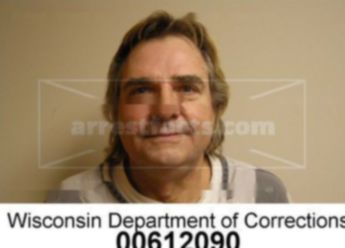 Jeffery J Iwanski