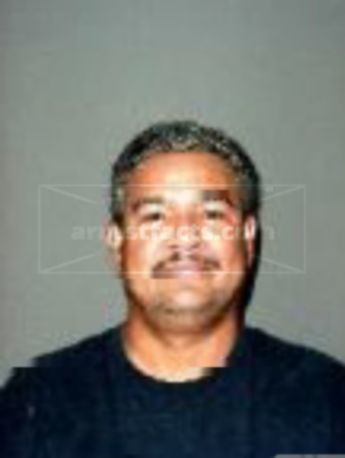 Louis Flores
