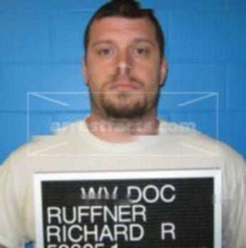 Richard R Ruffner