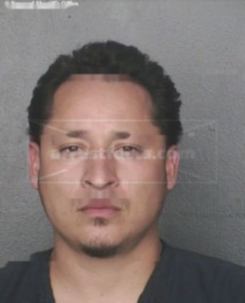 Edison Leonard Ulloa