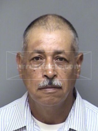 Julian Sarmiento Escobedo