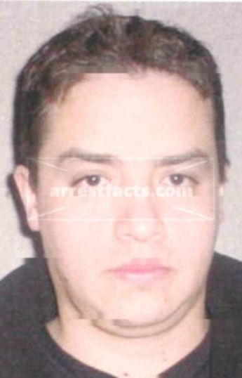 Edgar E Perez
