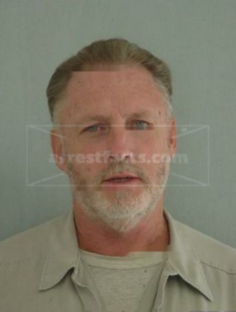 Johnny L Grogan