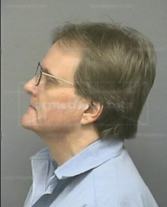 Jeffrey J Warders