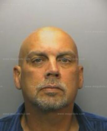 Michael Ray Pierce