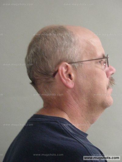 Timothy J Knutson