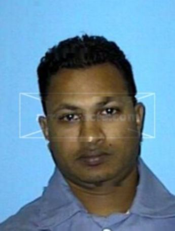 Rohan T Rampersaud