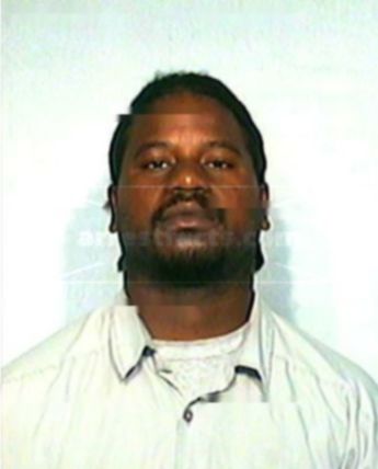Ronnie D Davis