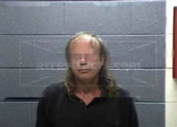 Michael Holmes