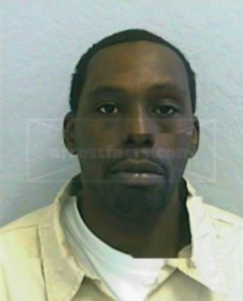 Marcus J Dixon