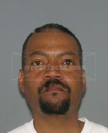 Lester J Daniels