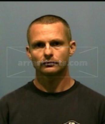Christopher Leigh Mckenzie