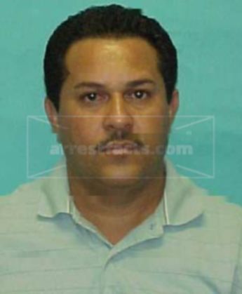 Francisco J Morales