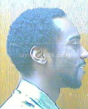 Dontavis L Mcintyre