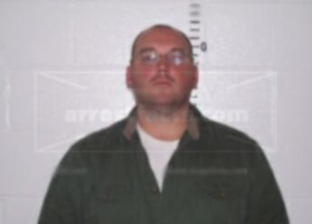 Chaz R Richardson
