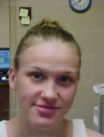 Jennifer L Marlett