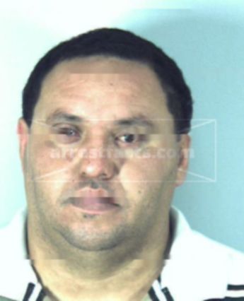 Eduardo Santiago