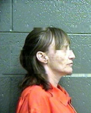 Laura L Dunkle