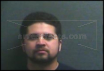 Carlos Aguirre Flores