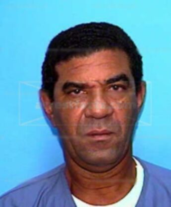 Santiago R Marin