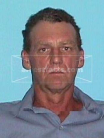 Raymond L Mccoy