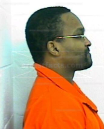 Jerome R Hooks