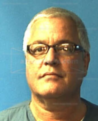 Neil J Goldberg
