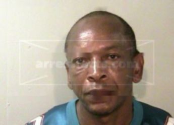 Lamar L Landers