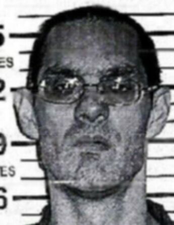 Danny R Sennett