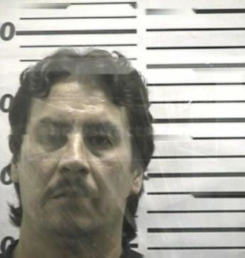 Robert L Cruz