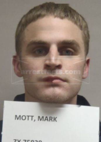 Mark Douglas Mott