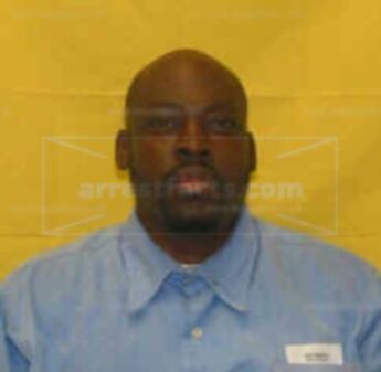 Lyle M Heyward