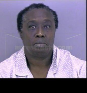 Linda Lee Price