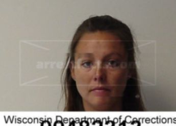 Brandee L Dennis