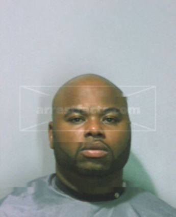 Laquan Dananise Howard