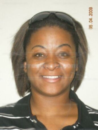 Gloria L Thompson