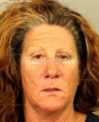 Shelly Elaine Perez
