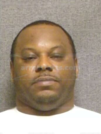 Derrick T Briggs
